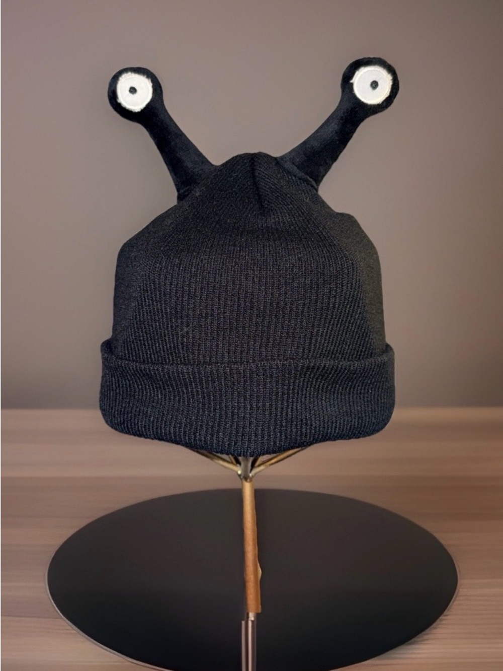 NwoT Kids Black Novelty Alien Beanie Hat-OS-EC (Never Worn)